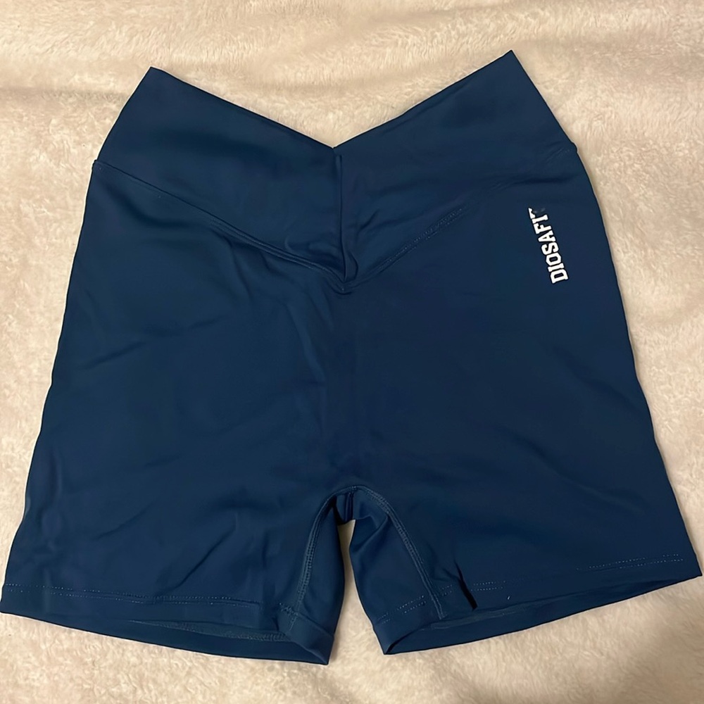 DIOSAFIT shorts